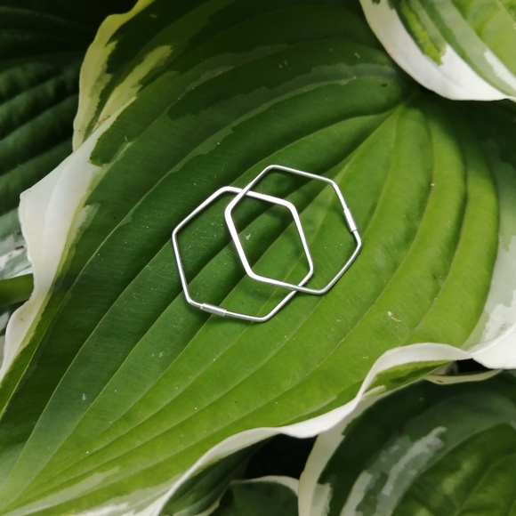 Sterling Silver Geometric Hoop Earring NWOT - Picture 5 of 5